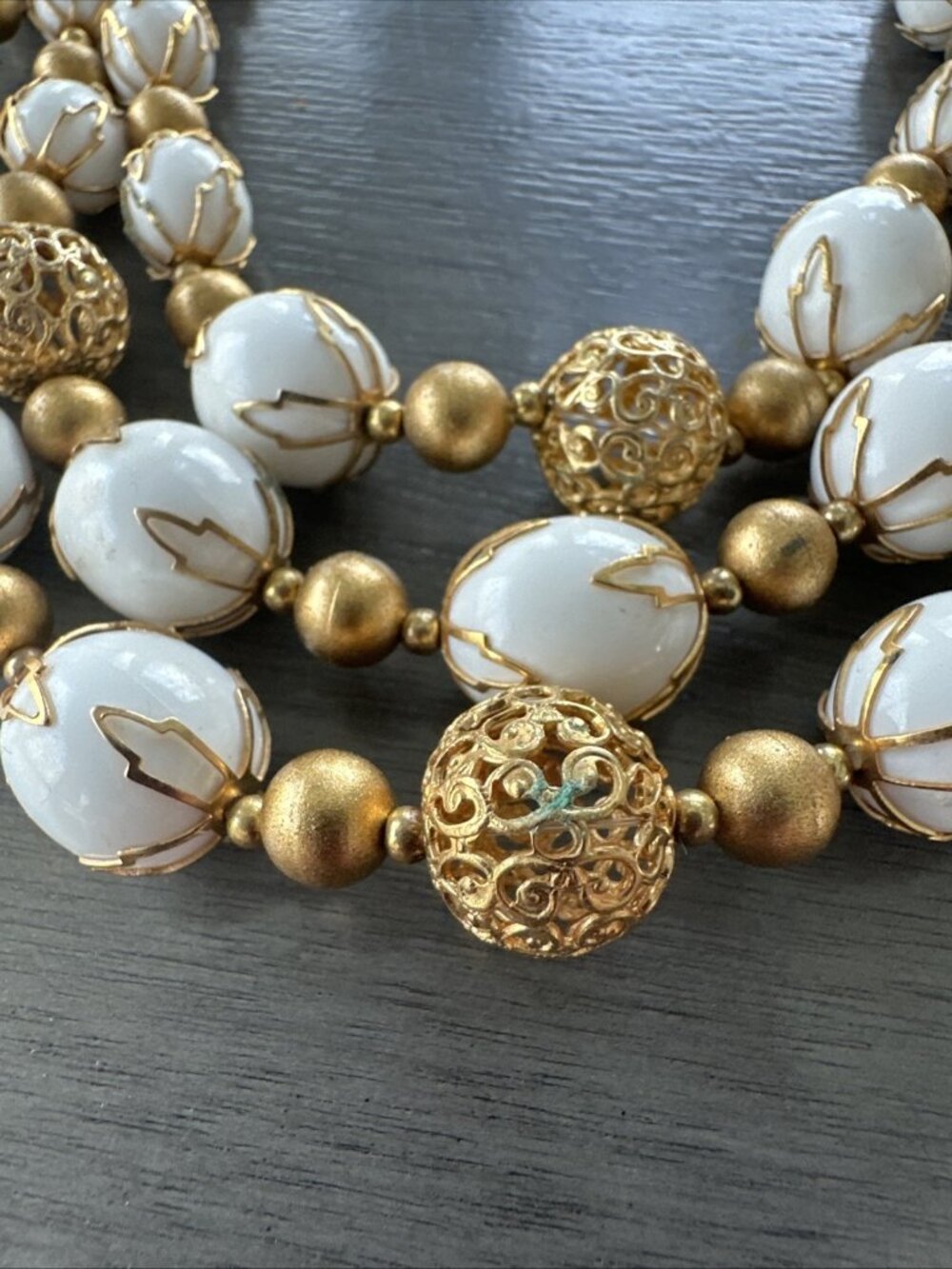 VTG Deauville Necklace White Lucite Gold Leaf Caps Triple Strand Filigree Bead - Picture 7 of 7